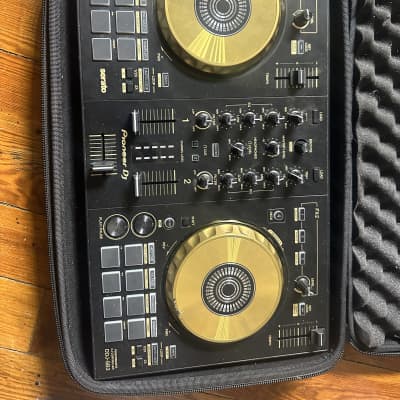 Pioneer DJ DDJ-SB3-N 2-Deck Serato DJ Controller w/ Built-in