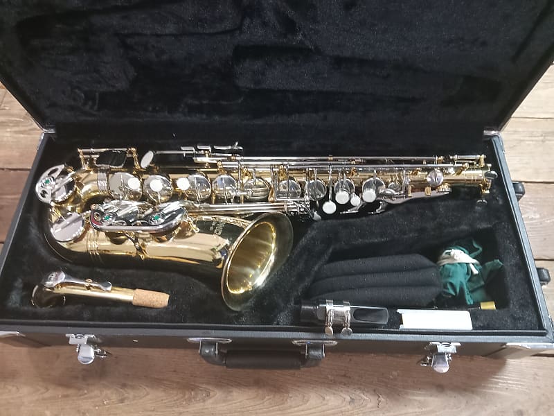 Zonda ZAS101 Alto Saxophone w/ Case New Cork & Reed Great Reverb
