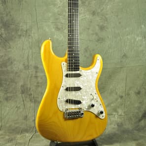 Moon custom guitars best sale