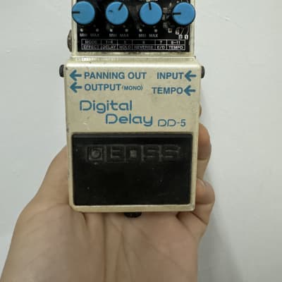 Boss DD-5 Digital Delay (Pink or Dark Gray Label) 1995 - 2003 - White image 1