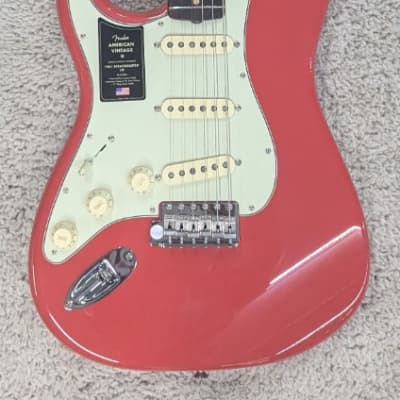 Suhr Classic Pro (HSS) Left-Handed Electric Guitar Fiesta Red - Rosewood  Neck | Reverb