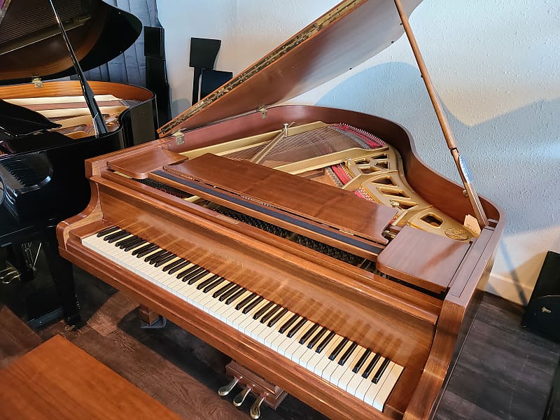 Kawai no. 500 Baby Grand 1965 Walnut Finish | Reverb