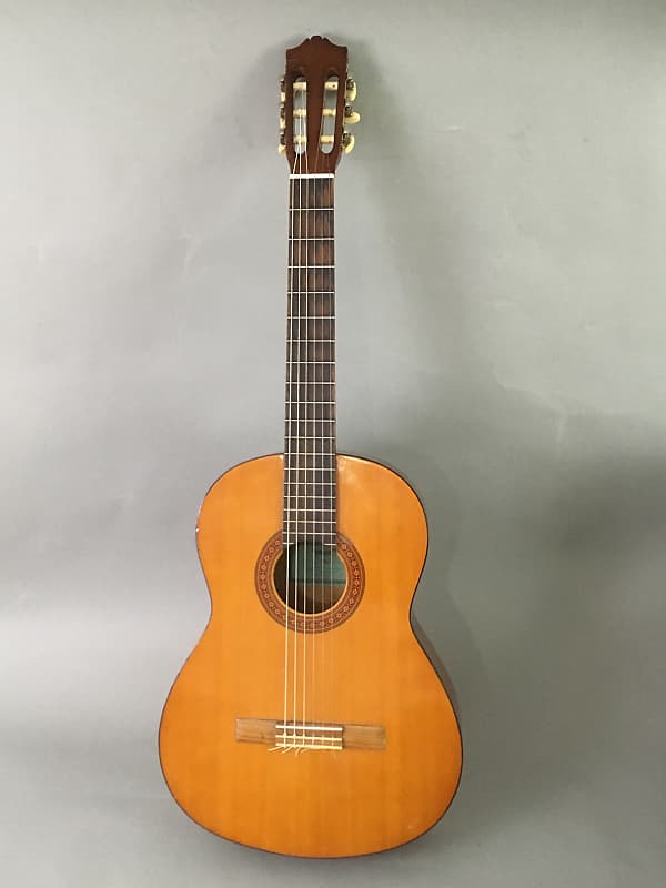 Yamaha C40 Guitare classique 4/4