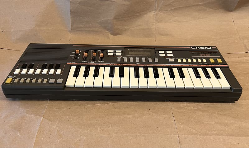 Casio PT-31☆セミアナログ式シンセサイザー☆昭和レトロ☆日本製☆ Casio PT-31 31-Key Mini Synthesizer | Reverb