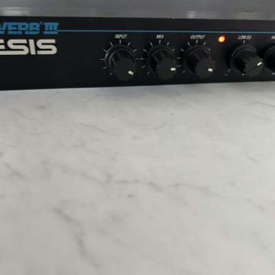 Alesis MicroVerb III 16-Bit Digital Reverb and Delay 1991 - 1996 - Black image 3