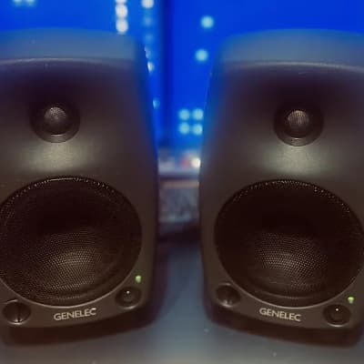 Genelec 8030A 5" Powered Nearfield Studio Monitor (Pair) 2005 - 2013 - Gray image 6