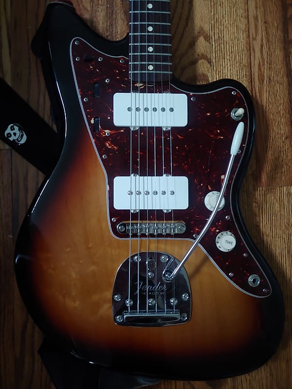 Fender Classic Series 60s Jazzmaster Lacquer Sunburst