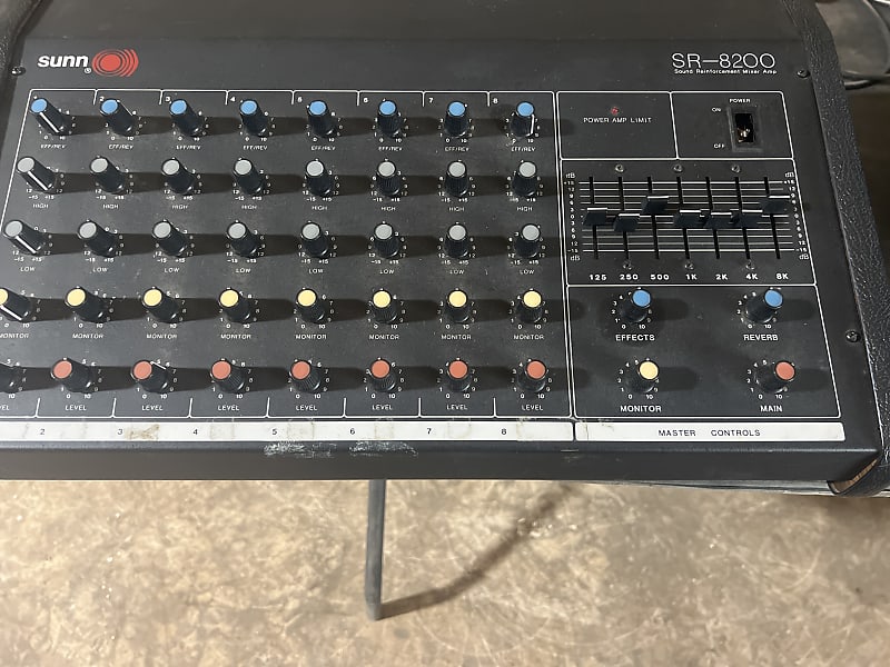 Sunn SR-8200 Mixer amp 50-60s  - Black image 1