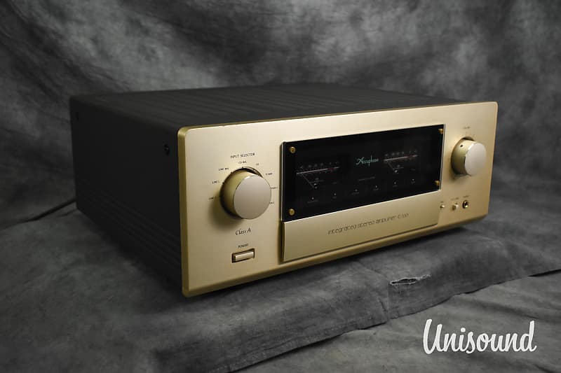 Accuphase E-530 Stereo Integrated Amplifier in Excellent Condition image 1