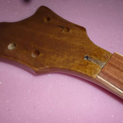 100%gouge handcarved Rickenbastard style bass guitar,3 months of work,with full hardware image 11