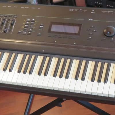 Kurzweil K2500S: Vintage Workstation w/ Sampling, 128MB RAM, SCSI SD Mod, and 4GB patches & samples
