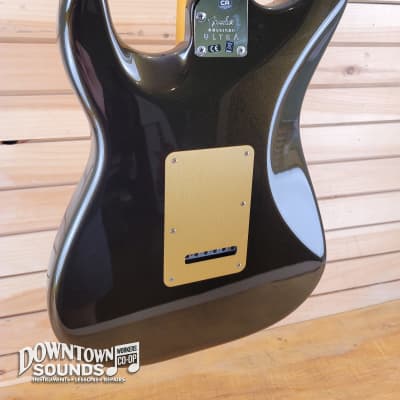 Fender American Ultra Stratocaster with Fender Molded Hardshell Case - Texas Tea image 6