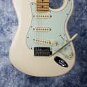 Fender Deluxe Series Roadhouse Stratocaster Electric Guitar - Olympic White w/ Fender Tweed Gigbag Pre-Loved (Great Condition)