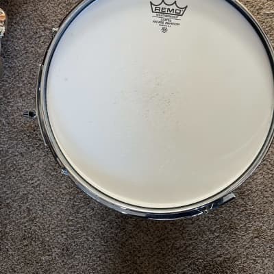 Gretsch USA Custom in Walnut Gloss Bass Drum with matching rack tom 24x18, 12x10 image 6