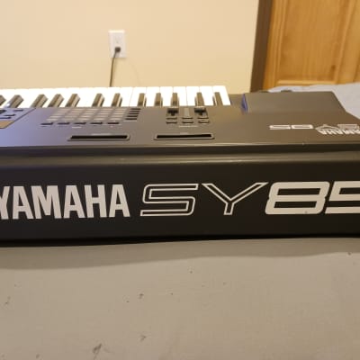 Yamaha SY85 Synthesizer 1992 - Black image 3