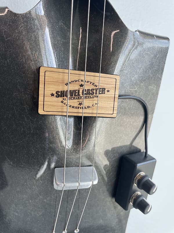 Shovel caster store guitar