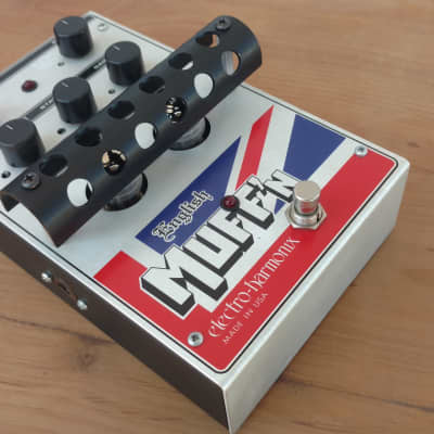 Electro-Harmonix English Muffn Tube Distortion Pre-amp - The Music Den