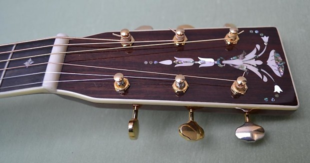 Recording King RD-227 All Solid Dreadnought Guitar with Recording King RD-227 All Solid Dreadnought Guitar with