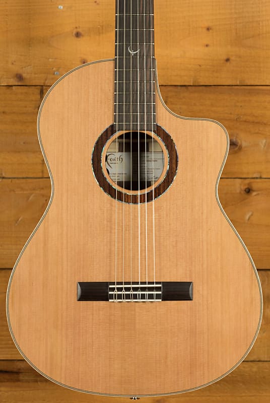 Faith lyra shop nylon guitar