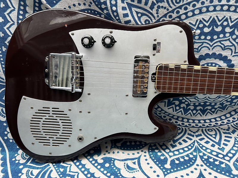 1960s Silvertone 1487 Electric Guitar Made by Teisco in Japan -Goldfoil Pickup image 1