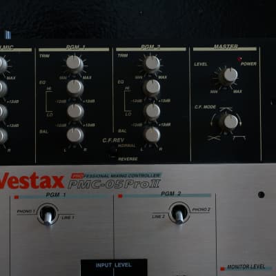 Vestax PMC-05 Pro II 2 Professional DJ / Scratch Mixer | Reverb