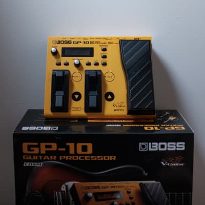 Boss GP-10 Guitar Processor Multi-Effect Unit w/ GK-3 Pickup