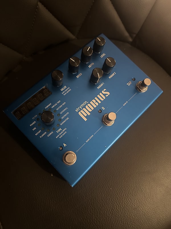 Strymon Mobius