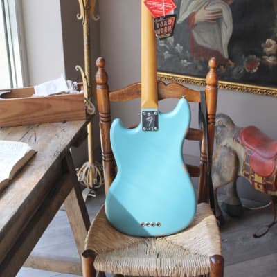 FENDER Justin Meldal-Johnsen Road Worn Signature Mustang Bass,  Faded Daphne Blue, GIGBAG, 3, 80 KG imagen 16