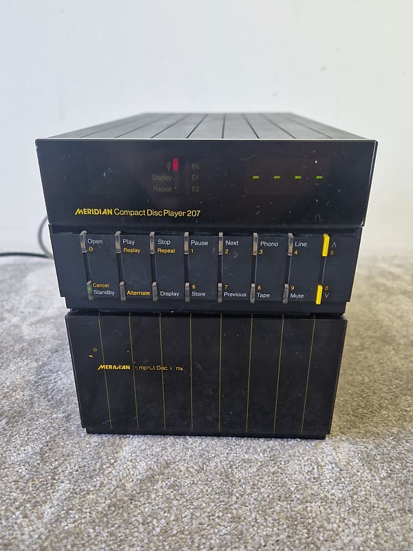 Meridian 207 Pro CD Player and Control Amplifier – For Spares or Repair  			