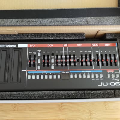 Roland JU-06 Boutique Series Digital Synthesizer Sound