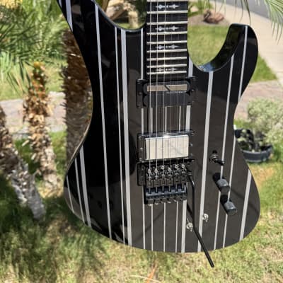 ギター Schecter Synyster Custom AD-A7X-SS-CTM SCHECTER Synyster Custom AD-A7X-SS-CTM エレキギター