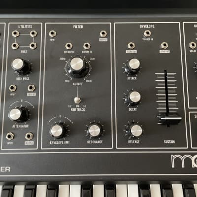 Moog Grandmother 32-Key Semi-Modular Analog Synthesizer image 6