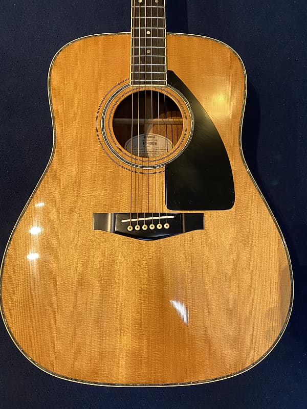 Yamaha FG-400M, vintage Nippon Gakki, solid top and back