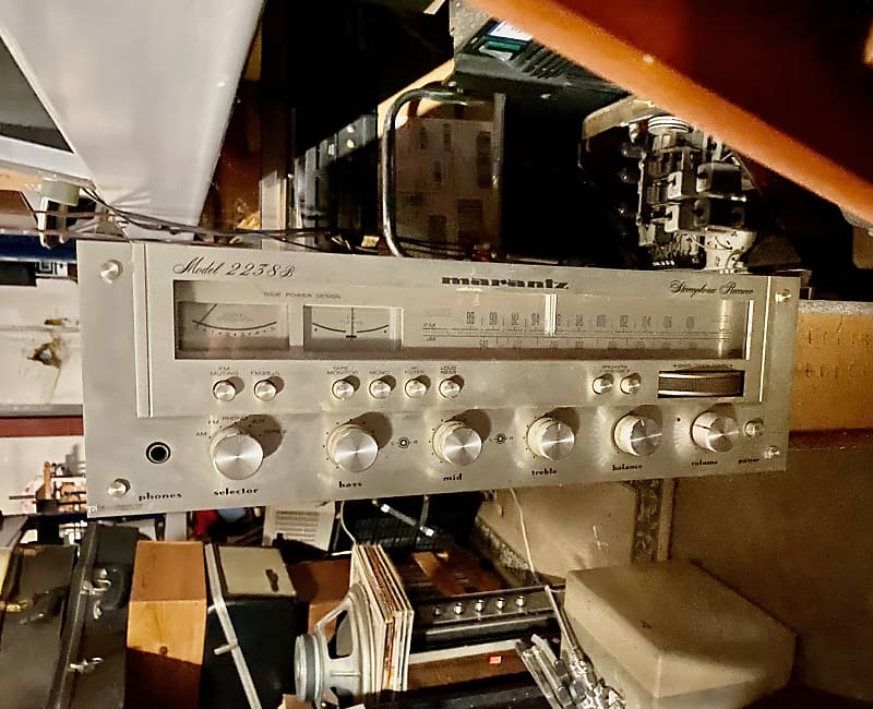 1977-79 Marantz Model 2238B Solid-State Stereo Receiver  			