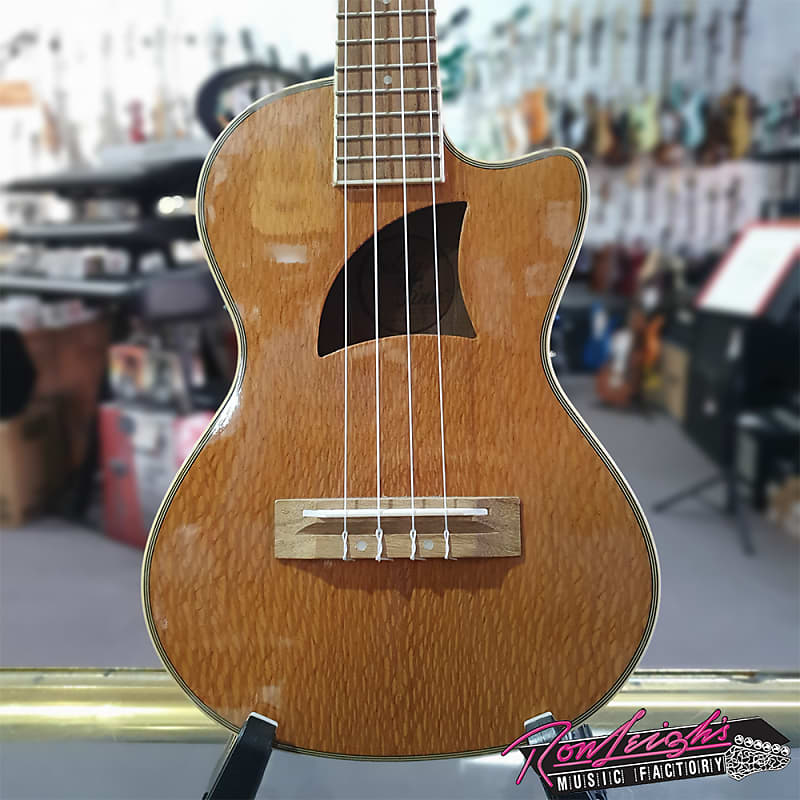 Eddy finn store tenor ukulele