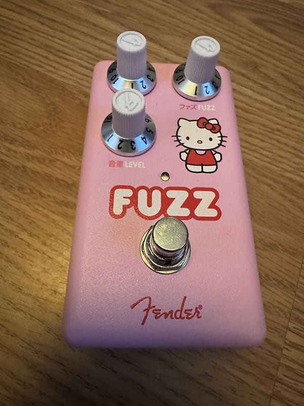 Fender Hello Kitty Fuzz