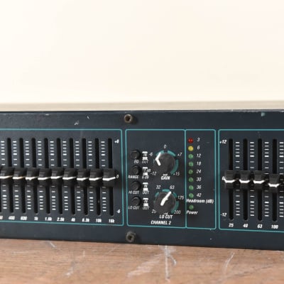 dbx 3215 Dual-Channel 2/3 Octave 15-Band Equalizer CG004E9 image 3