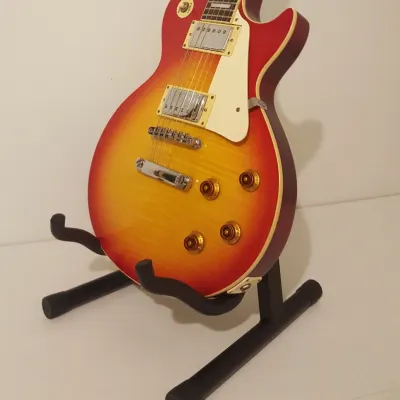 Epiphone Les Paul Classic 2000 Cherry Sunburst | Reverb