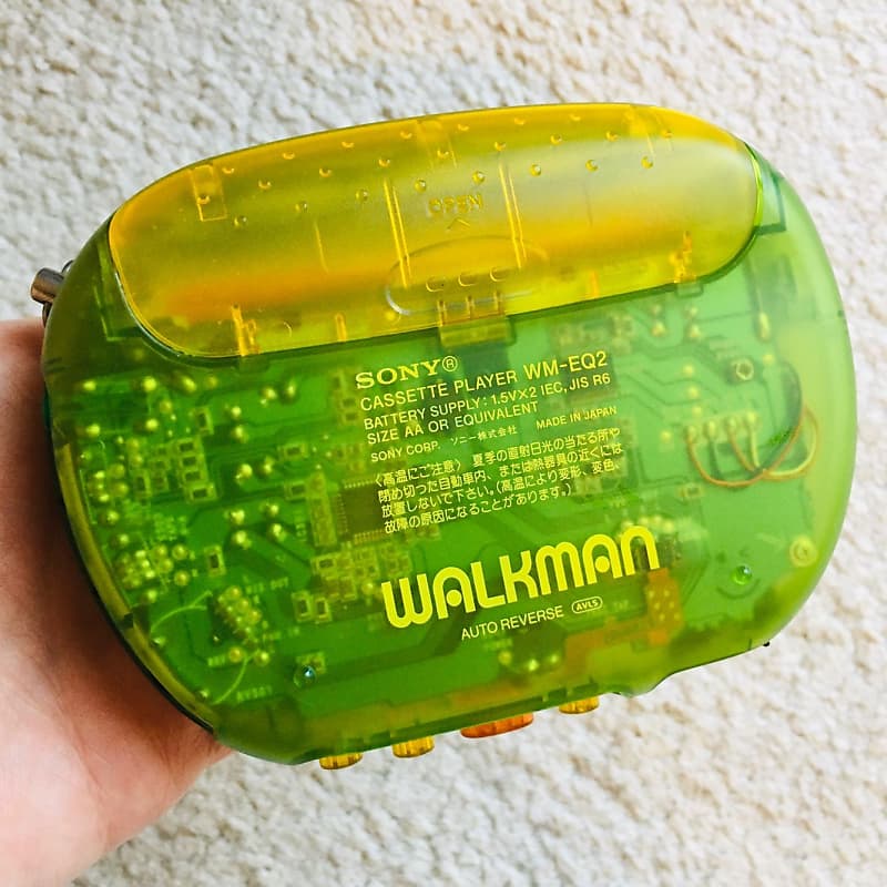 Sony WM-EQ2 [COLLECTIBLE] Walkman Cassette Player, Super Rare Green, NEAR  MINT Working Shape !!