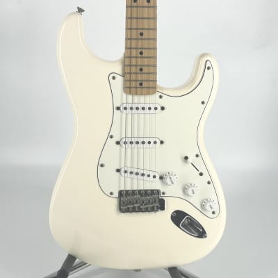 2014 Fender Classic Series 70’s Stratocaster – Olympic White image 3