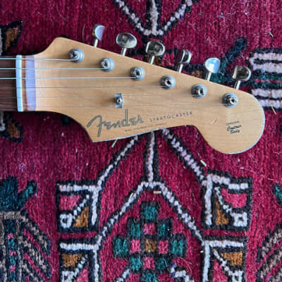 MJT / Fender Stratocaster 2015-2021 - Daphne Blue Nitro image 3
