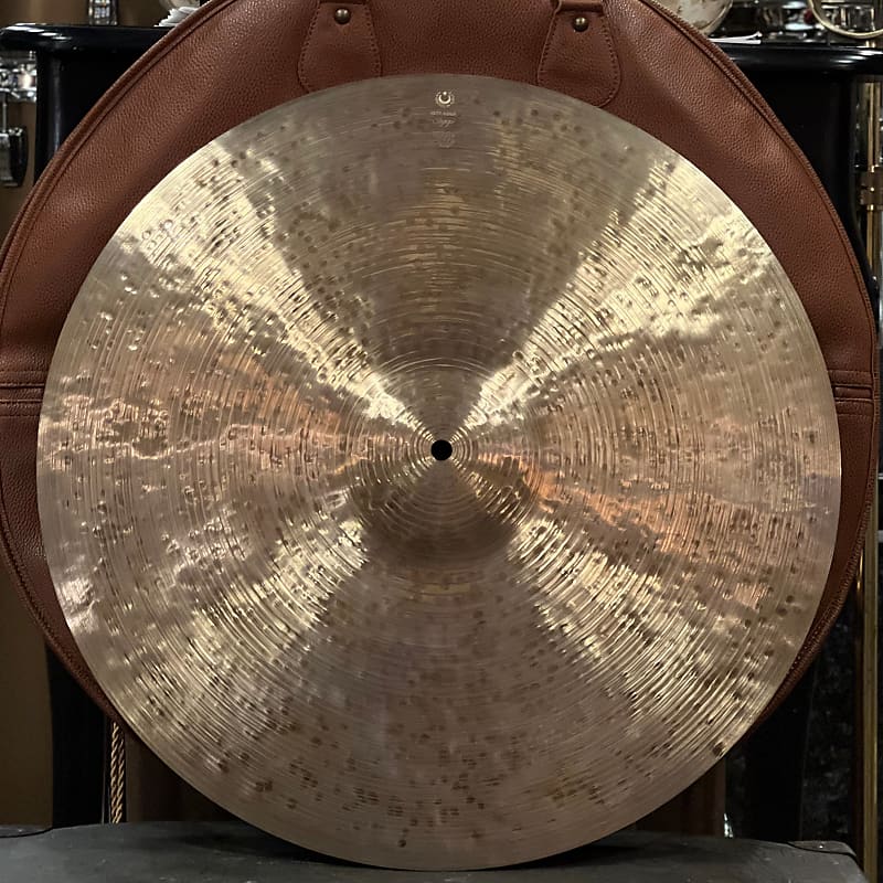 NEW Istanbul Agop 20