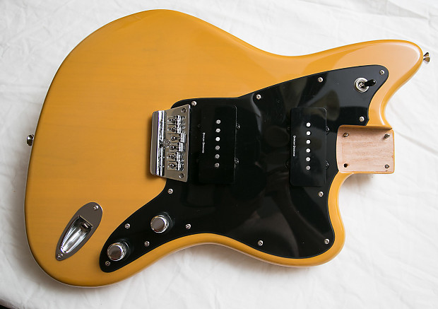 Squier vintage modified jazzmaster - 弦楽器、ギター