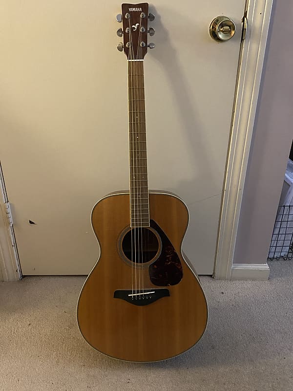 Yamaha FS720S Folk Acoustic Guitar