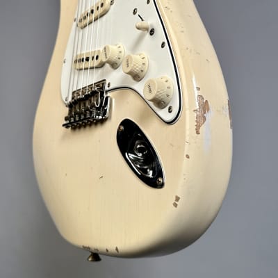 Fender Custom Shop Limited Edition 1964 Stratocaster Relic Super Faded Aged Shell Pink image 10
