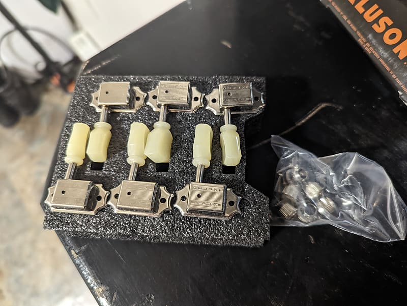 Epiphone deluxe tuners 3x3 Reverb