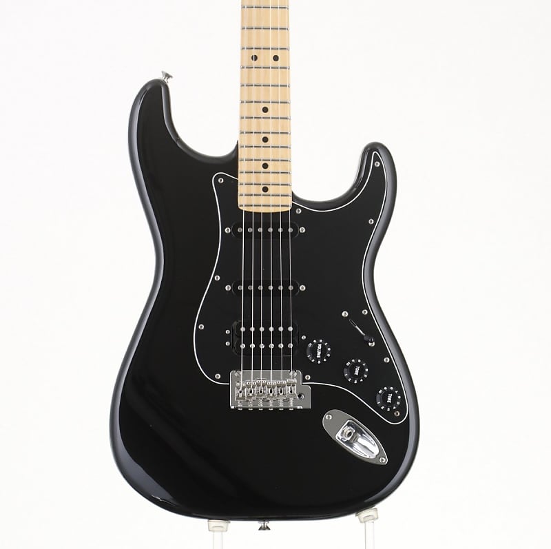 Fender Player Stratocaster 黒 Mexico 22年製 Electric Guitar Fender Player Stratocaster HSS PF Black