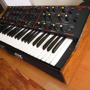Estradin Altair - 231 soviet analog synthesizer 1986 black image 6