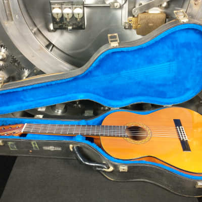Aria A552S MIJ Classical Guitar w/ Hard Case image 11