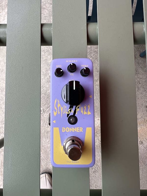 Donner Stylish Fuzz